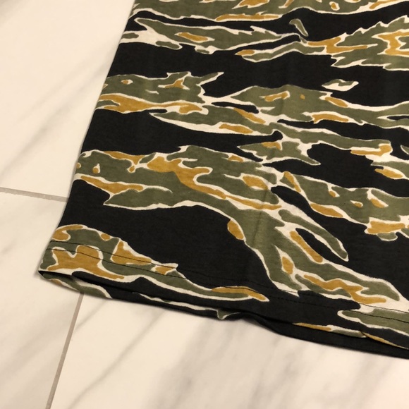 Men’s WXYZ T-Shirt - Picture 3 of 5